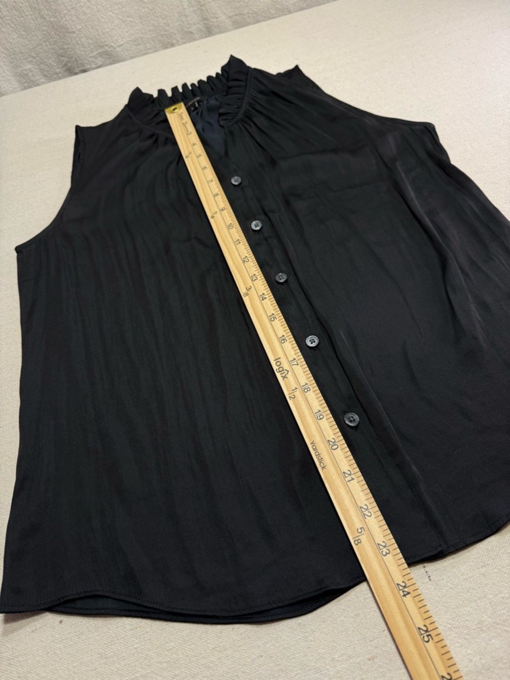 Banana Republic Black Sleeveless Ruffle-Neck Button Front Blouse - Size Small - Picture 13 of 13